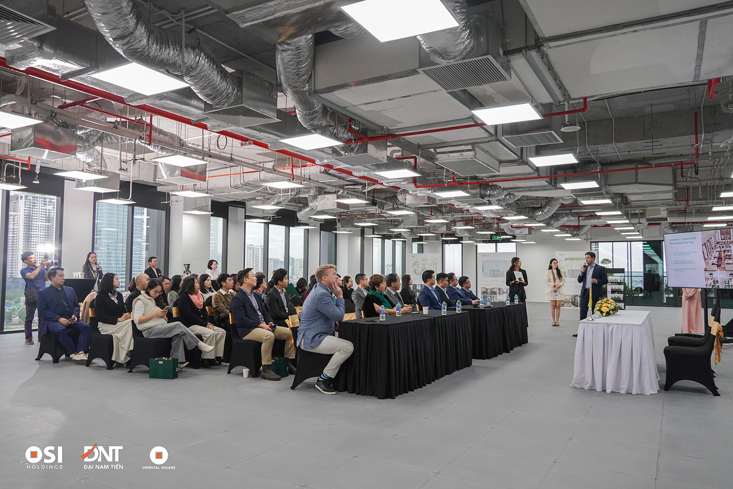 NHÌN LẠI SỰ KIỆN: OSI Holdings x Savills - Your Next Business Destination: Oriental Square by OSI & Starlake Unveiling